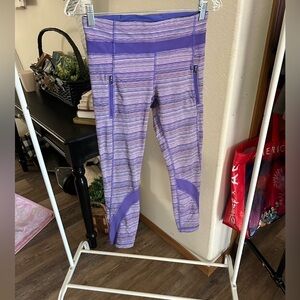 Lululemon size 6, purple and white print leggings